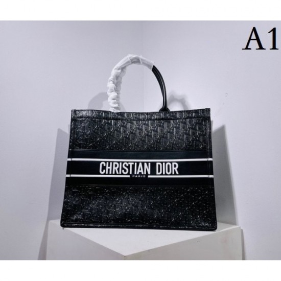 2022SS DIOR Dior tote bag Items that bring out the texture 2022SS DIOR Dior tote bag Items that bring out the texture