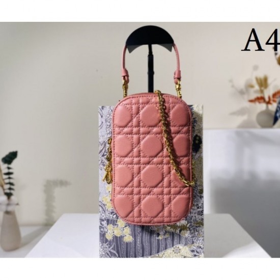 2022SS DIOR Dior Shoulder Bag Recommended for this season 2022SS DIOR Dior Shoulder Bag Recommended for this season