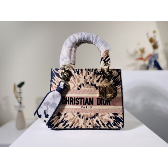 2022SS DIOR Dior shoulder bag casual mail order 2022SS DIOR Dior shoulder bag casual mail order