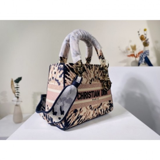 2022SS DIOR Dior shoulder bag casual mail order 2022SS DIOR Dior shoulder bag casual mail order