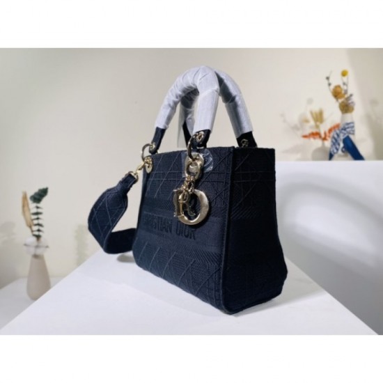 2022SS DIOR Dior Shoulder Bag Highly rated item 2022SS DIOR Dior Shoulder Bag Highly rated item