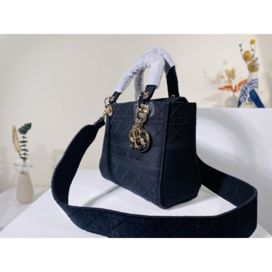 2022SS DIOR Dior Shoulder Bag Highly rated item 2022SS DIOR Dior Shoulder Bag Highly rated item