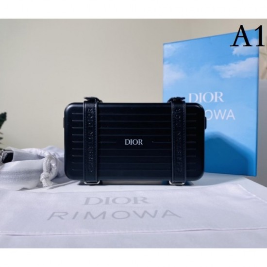 2022SS DIOR Dior Shoulder Bag Conspicuously strong 2022SS DIOR Dior Shoulder Bag Conspicuously strong