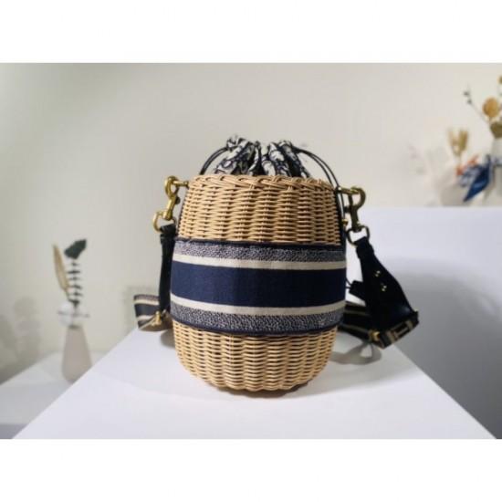 2022SS DIOR Dior shoulder bag very useful 2022SS DIOR Dior shoulder bag very useful