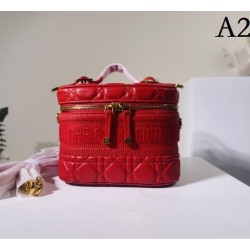 2022SS DIOR Dior Shoulder Bag Easy to dress down