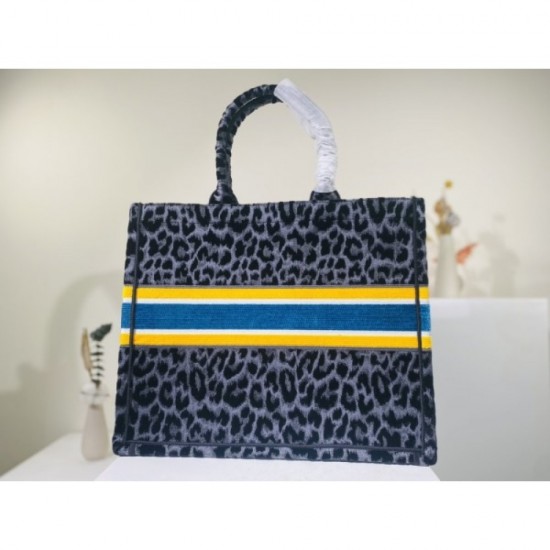 2022SS DIOR Dior tote bag fashion trend 2022SS DIOR Dior tote bag fashion trend