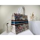 2022SS DIOR Dior tote bag casual outfit 2022SS DIOR Dior tote bag casual outfit