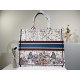 2022SS DIOR Dior tote bag casual outfit 2022SS DIOR Dior tote bag casual outfit