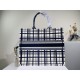 2022SS DIOR Dior tote bag Very easy to take in 2022SS DIOR Dior tote bag Very easy to take in