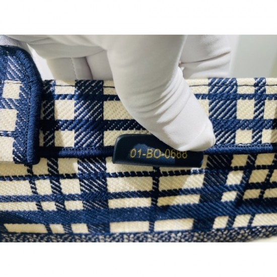 2022SS DIOR Dior tote bag Very easy to take in 2022SS DIOR Dior tote bag Very easy to take in