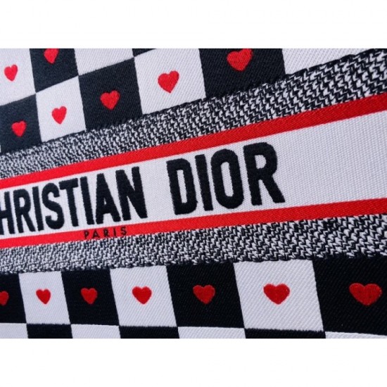 2022SS DIOR Dior tote bag with a bright atmosphere 2022SS DIOR Dior tote bag with a bright atmosphere