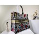 2022SS DIOR Dior Tote Bag For an elegant casual outfit 2022SS DIOR Dior Tote Bag For an elegant casual outfit