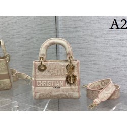 DIOR Dior Tote Bag 2022SS Style that can be used for a long time this summer