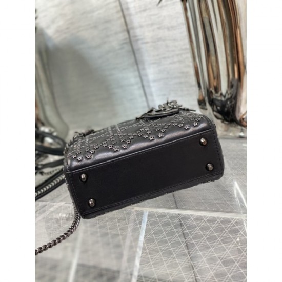DIOR Dior Tote Bag 2022SS Summer new work that can create a new look DIOR Dior Tote Bag 2022SS Summer new work that can create a new look