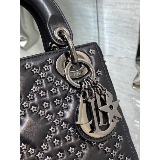 DIOR Dior Tote Bag 2022SS Summer new work that can create a new look DIOR Dior Tote Bag 2022SS Summer new work that can create a new look