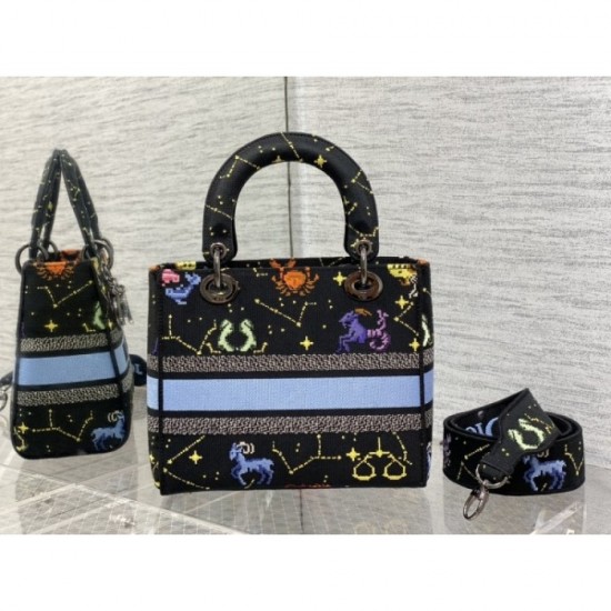 DIOR Dior Tote Bag 2022SS This summer's new work taken for granted DIOR Dior Tote Bag 2022SS This summer's new work taken for granted