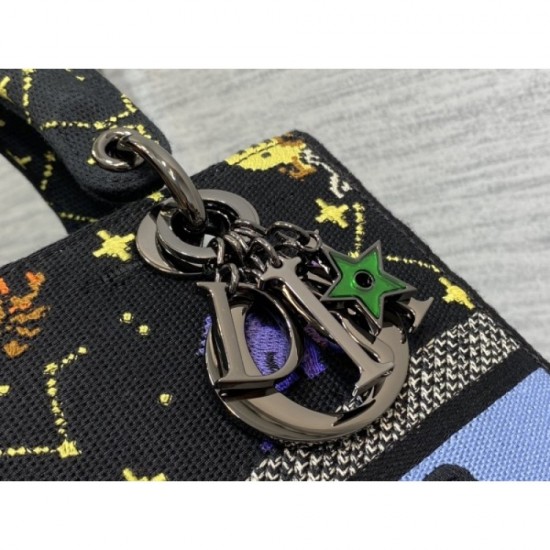 DIOR Dior Tote Bag 2022SS This summer's new work taken for granted DIOR Dior Tote Bag 2022SS This summer's new work taken for granted