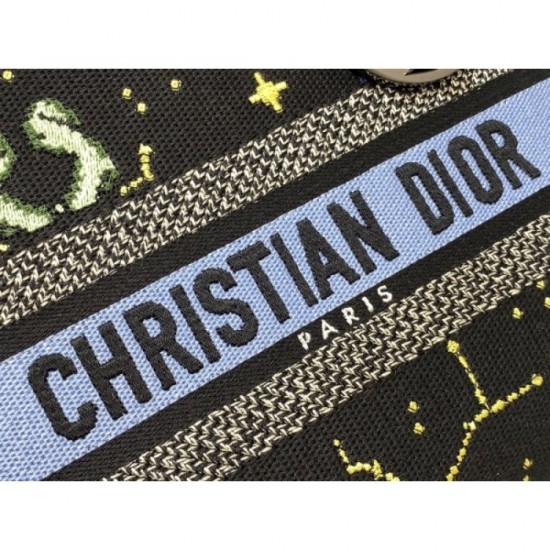 DIOR Dior Tote Bag 2022SS This summer's new work taken for granted DIOR Dior Tote Bag 2022SS This summer's new work taken for granted
