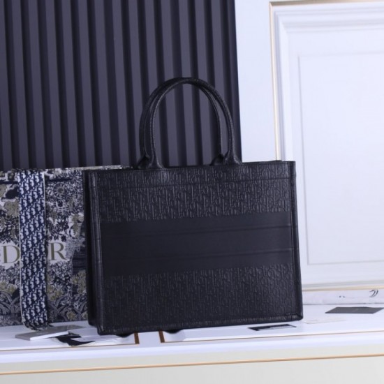 DIOR Dior Tote Bag 2022SS Popular with young people overseas DIOR Dior Tote Bag 2022SS Popular with young people overseas