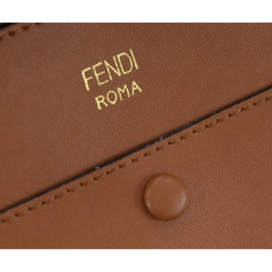 FENDI Fendi Tote Bag 2022SS A popular item even if you use it for several years FENDI Fendi Tote Bag 2022SS A popular item even if you use it for several years