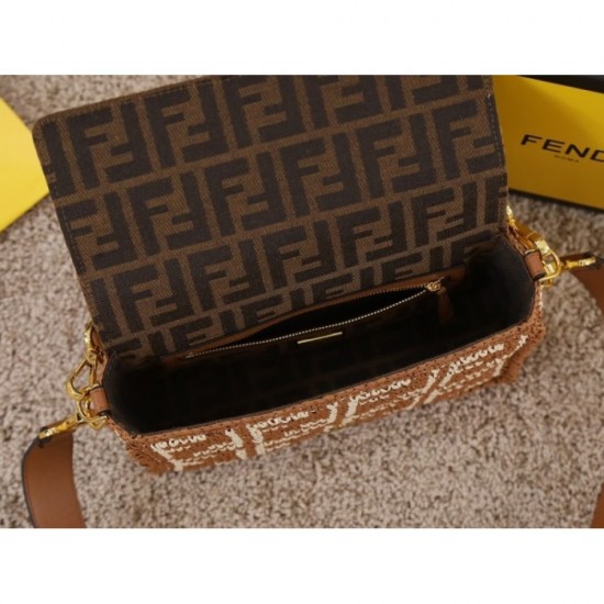FENDI Fendi Tote Bag 2022SS Comfortable and comfortable new work FENDI Fendi Tote Bag 2022SS Comfortable and comfortable new work