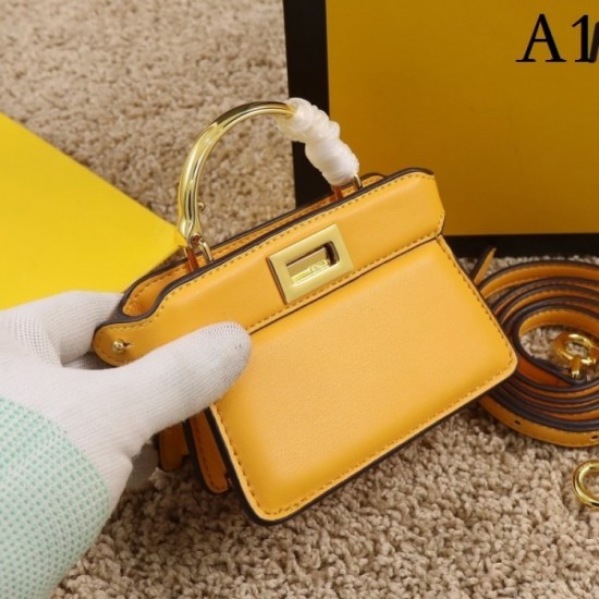 FENDI Fendi Tote Bag 2022SS Essential spring and summer item FENDI Fendi Tote Bag 2022SS Essential spring and summer item