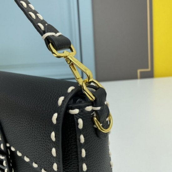 FENDI Fendi Tote Bag 2022SS Fashionable keywords FENDI Fendi Tote Bag 2022SS Fashionable keywords