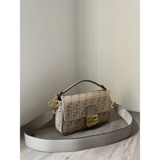 FENDI Fendi shoulder bag 2022SS This season continues to be a brand FENDI Fendi shoulder bag 2022SS This season continues to be a brand