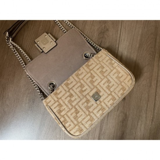 FENDI Fendi shoulder bag 2022SS new spring and summer plus FENDI Fendi shoulder bag 2022SS new spring and summer plus