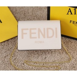 FENDI Fendi Shoulder Bag 2022SS Simple and versatile