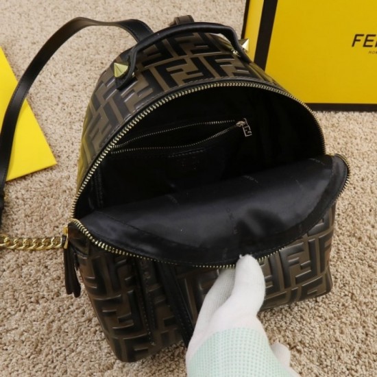 FENDI Fendi backpack 2022SS Highly favorable item FENDI Fendi backpack 2022SS Highly favorable item