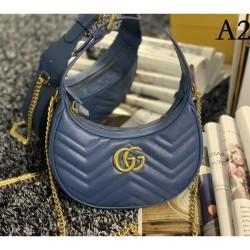 2022SS GUCCI Gucci shoulder bag gives a soft impression