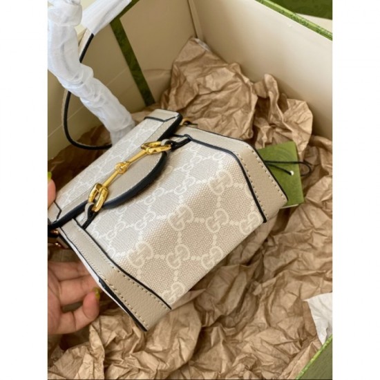 2022SS GUCCI Gucci shoulder bag hottest item in summer 2022SS GUCCI Gucci shoulder bag hottest item in summer