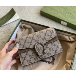 2022SS GUCCI Gucci shoulder bag Finished in a calm impression