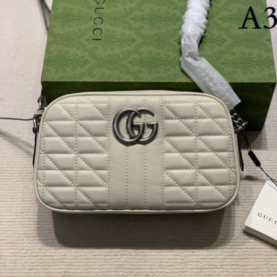 2022SS GUCCI Gucci Shoulder Bag Gives a soft and light impression 2022SS GUCCI Gucci Shoulder Bag Gives a soft and light impression