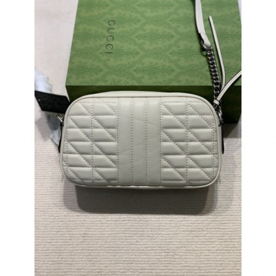 2022SS GUCCI Gucci Shoulder Bag Gives a soft and light impression 2022SS GUCCI Gucci Shoulder Bag Gives a soft and light impression