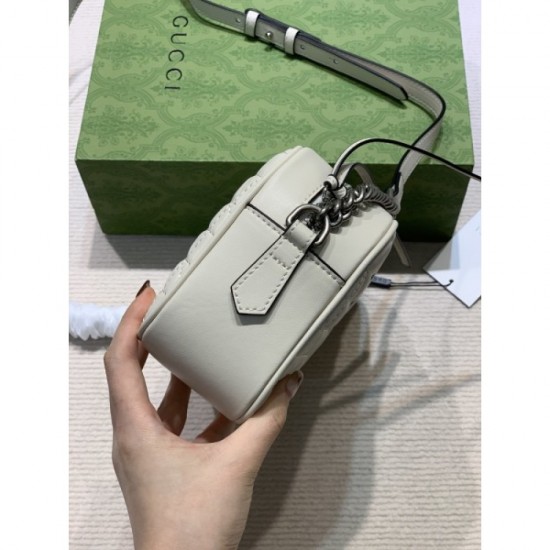 2022SS GUCCI Gucci Shoulder Bag Gives a soft and light impression 2022SS GUCCI Gucci Shoulder Bag Gives a soft and light impression