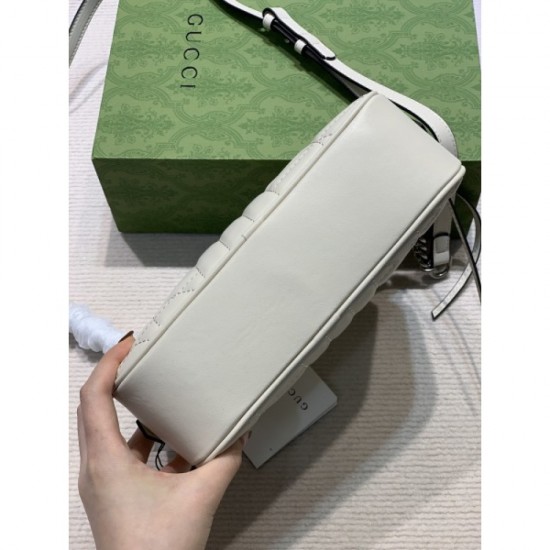 2022SS GUCCI Gucci Shoulder Bag Gives a soft and light impression 2022SS GUCCI Gucci Shoulder Bag Gives a soft and light impression
