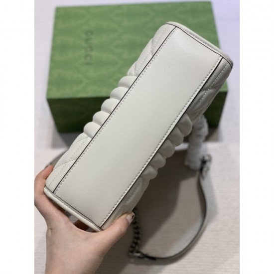 2022SS GUCCI Gucci shoulder bag make me look like an adult 2022SS GUCCI Gucci shoulder bag make me look like an adult