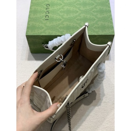 2022SS GUCCI Gucci shoulder bag make me look like an adult 2022SS GUCCI Gucci shoulder bag make me look like an adult