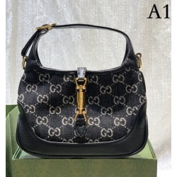 2022SS GUCCI Gucci shoulder bag clean silhouette