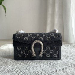 2022SS GUCCI Gucci shoulder bag is getting more attention now