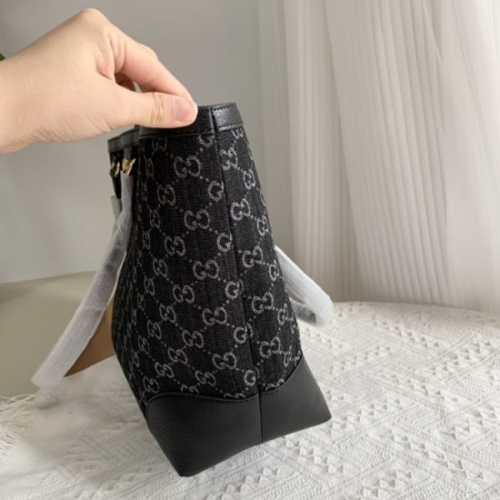 2022SS GUCCI Gucci shoulder bag items also published in magazines 2022SS GUCCI Gucci shoulder bag items also published in magazines