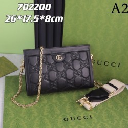 GUCCI Gucci shoulder bag 2022SS All you have to do is hold this!