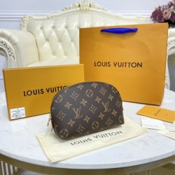 2022SS LOUIS VUITTON ladies bag which is now very popular with celebrity purveyors
