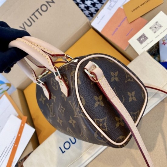 By far the recommended popular new 2022SS LOUIS VUITTON ladies bag By far the recommended popular new 2022SS LOUIS VUITTON ladies bag