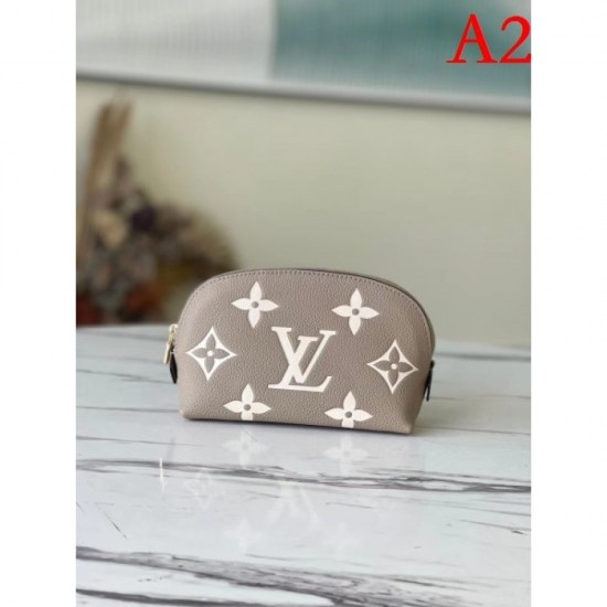 Published in popular fashion magazines 2022SS LOUIS VUITTON Ladies Bag Published in popular fashion magazines 2022SS LOUIS VUITTON Ladies Bag
