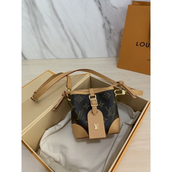 New 2022SS LOUIS VUITTON ladies bag that has been featured in many magazines New 2022SS LOUIS VUITTON ladies bag that has been featured in many magazines