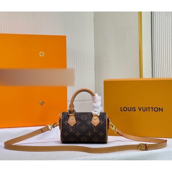 2022SS LOUIS VUITTON Shoulder bag Unique design 2022SS LOUIS VUITTON Shoulder bag Unique design