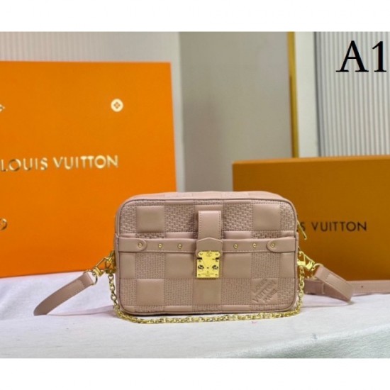 2022SS LOUIS VUITTON Shoulder bag latest item 2022SS LOUIS VUITTON Shoulder bag latest item